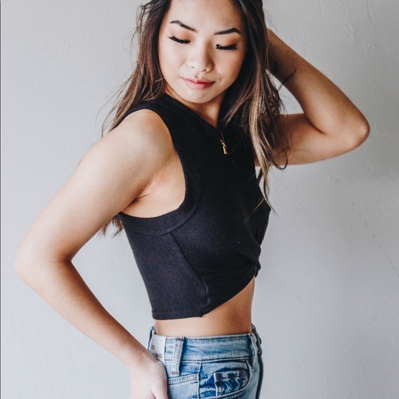 NWT Beach Riot Riot Crop - Picture 3 of 4